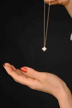 luxury gold and diamond jewelery