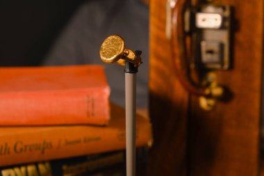 luxury gold and diamond jewelery