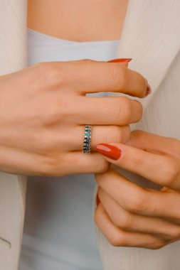 luxury gold and diamond jewelery