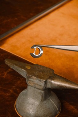 luxury gold and diamond jewelery