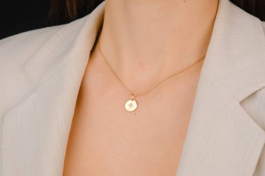 luxury gold and diamond jewelery