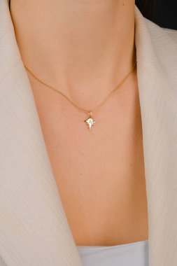 luxury gold and diamond jewelery