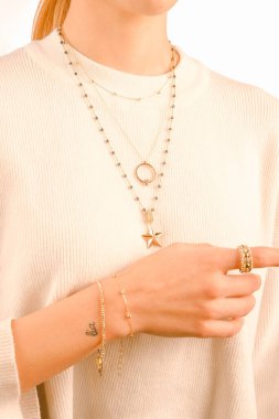 luxury gold and diamond jewelery