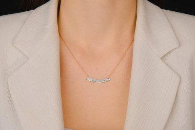 luxury gold and diamond jewelery