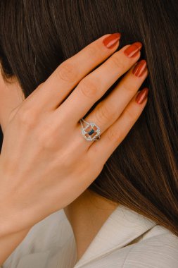luxury gold and diamond jewelery