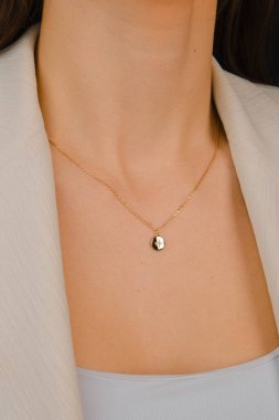 luxury gold and diamond jewelery