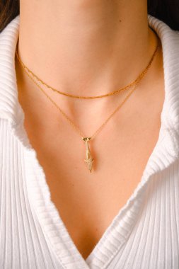 luxury gold and diamond jewelery