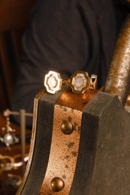 luxury gold and diamond jewelery