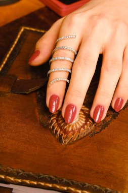luxury gold and diamond jewelery