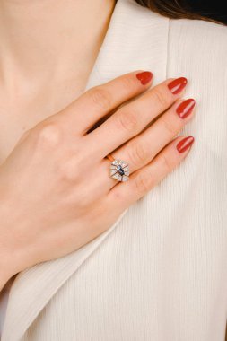 luxury gold and diamond jewelery