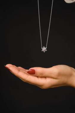 luxury gold and diamond jewelery