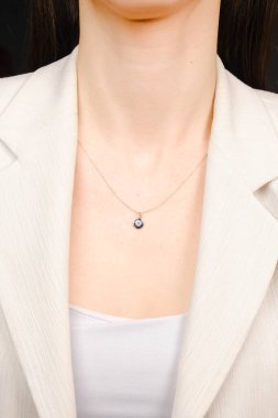 luxury gold and diamond jewelery