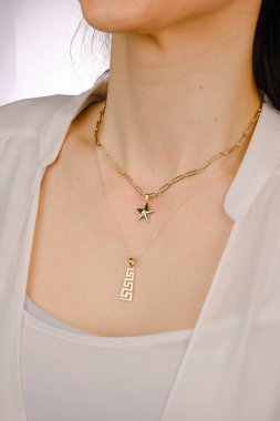 luxury gold and diamond jewelery