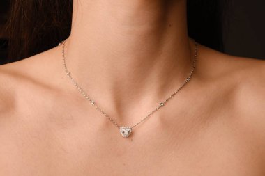 luxury gold and diamond jewelery