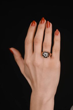 luxury gold and diamond jewelery