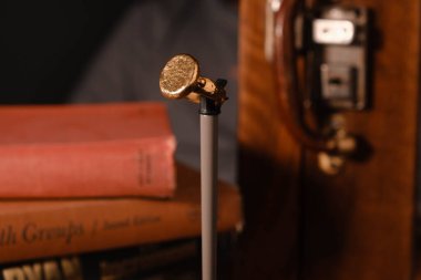 luxury gold and diamond jewelery