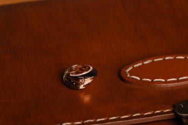 luxury gold and diamond jewelery