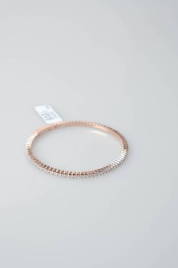 luxury gold and diamond jewelery