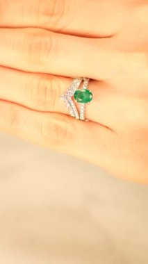 luxury gold and diamond jewelery