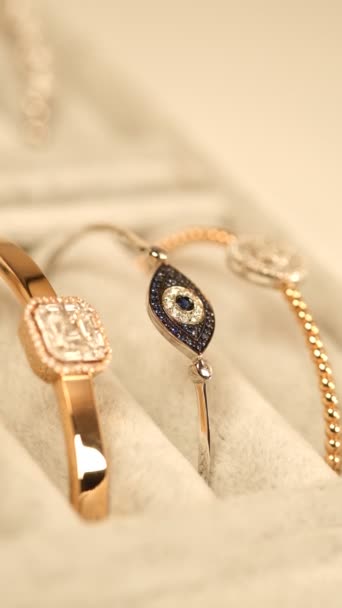 Luxury Gold Diamond Jewelery — Stok Video
