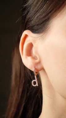 luxury gold and diamond jewelery