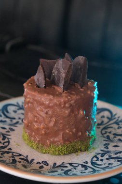 Masada lezzetli bir pasta var.