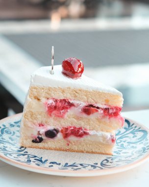 Masada lezzetli bir pasta var.