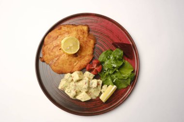 Tabakta domuz şnitzel..