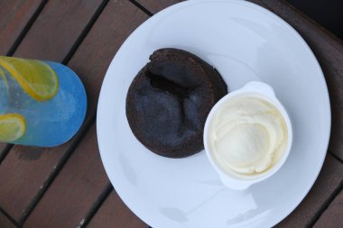 dondurma çikolatalı sufle