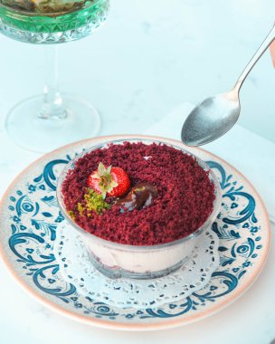 Kavanozda çok lezzetli bir tatlı.