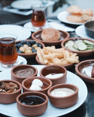 zengin ve leziz Türk Kahvaltı