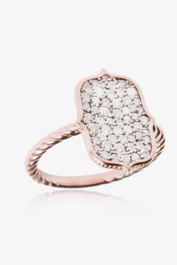 Şık mücevherler, elmaslar ve değerli taşlar..