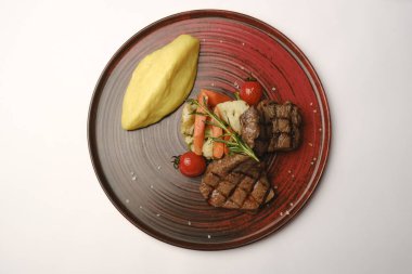 Masada nefis et yemeği. 