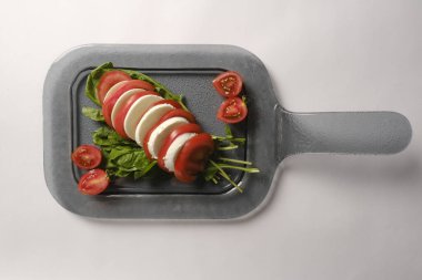 Peynir tabağı, gurme şarap ve peynir tabağı.