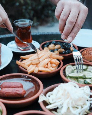 Zengin ve lezzetli bir kahvaltı