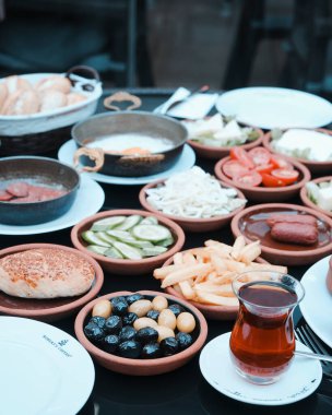 Zengin ve lezzetli bir kahvaltı