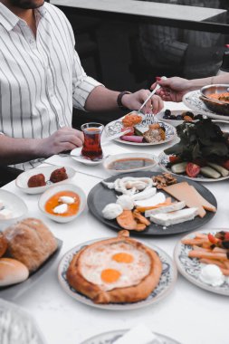 zengin ve leziz Türk Kahvaltı
