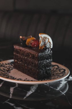 Masada lezzetli bir pasta var.