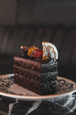 Masada lezzetli bir pasta var.