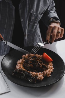 Masada nefis et yemeği. 