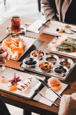 Zengin ve lezzetli bir kahvaltı