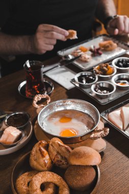 zengin ve leziz Türk Kahvaltı