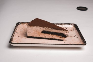 Masada lezzetli bir pasta var.