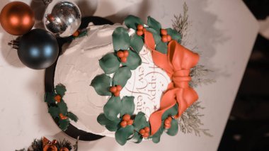 Masada lezzetli bir pasta var.