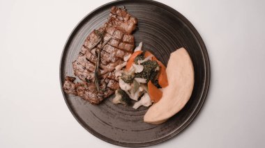 Masada nefis et yemeği. 