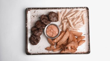 Masada nefis et yemeği. 