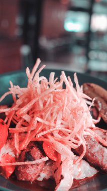 Masada nefis et yemeği. 