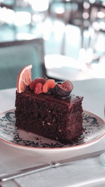 Masada lezzetli bir pasta var.