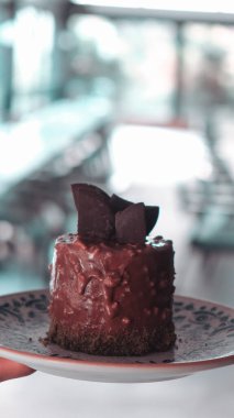 Masada lezzetli bir pasta var.