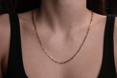 El yapımı değerli mücevherler. Kadınlar için bijouterie ve mücevher altın ve elmaslar